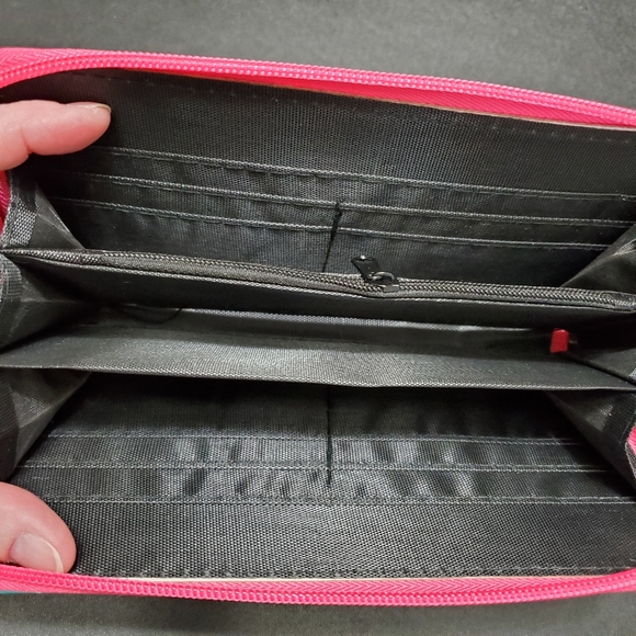 Meow! Blue and pink kitty cat wallet - Picture 6 of 7